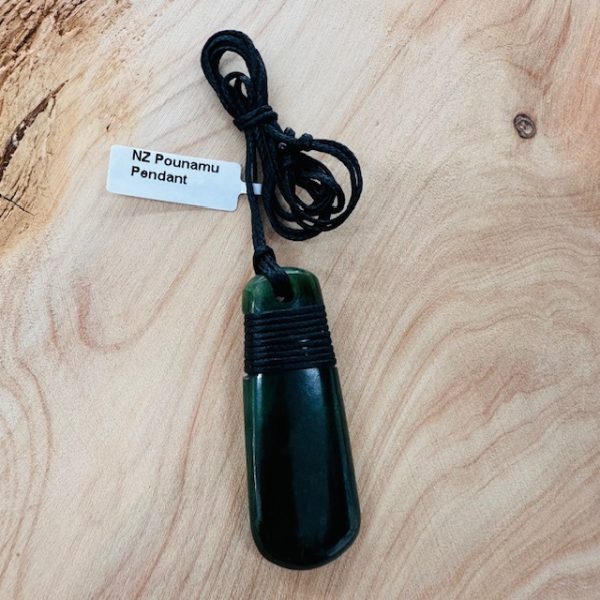 NZ Pounamu Pendant 5cm