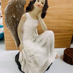 Sitting Angel 18cm